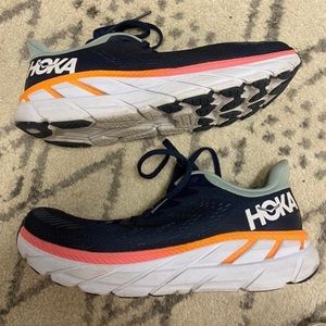 Hoka Clifton 7